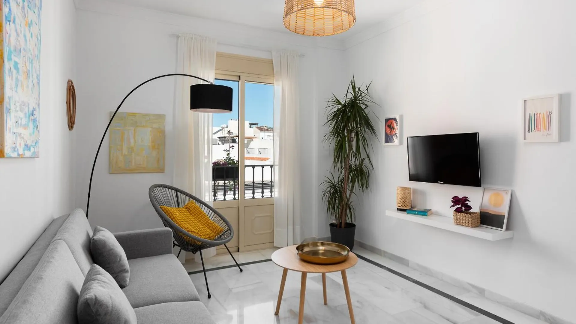 Apartamento Balcones De Nerja, 5 Minutos De Balcon De Europa
